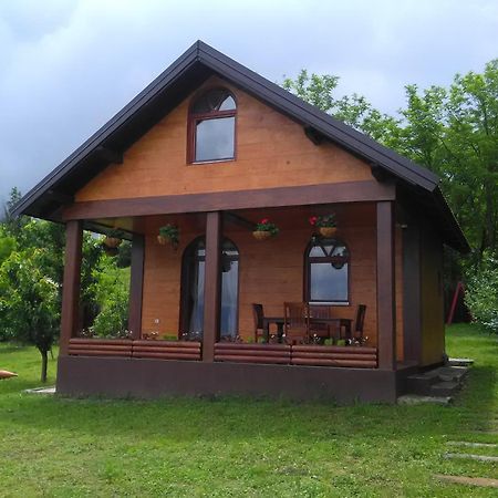 Carobni Breg Villa โกลูบาค ภายนอก รูปภาพ