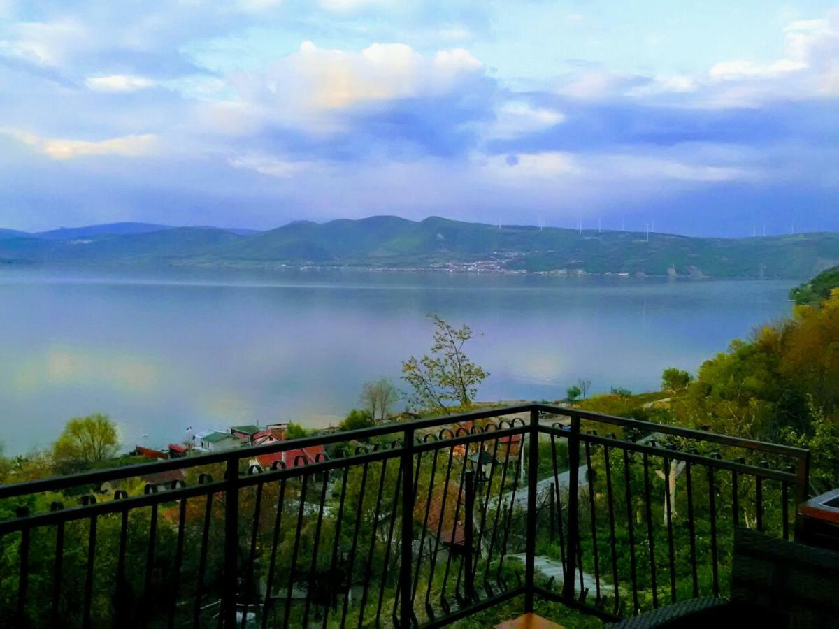 Carobni Breg Villa โกลูบาค ภายนอก รูปภาพ